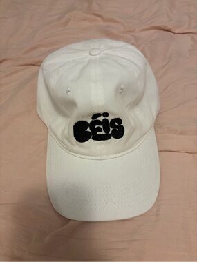 BEIS White Cap with Black Bubble Logo